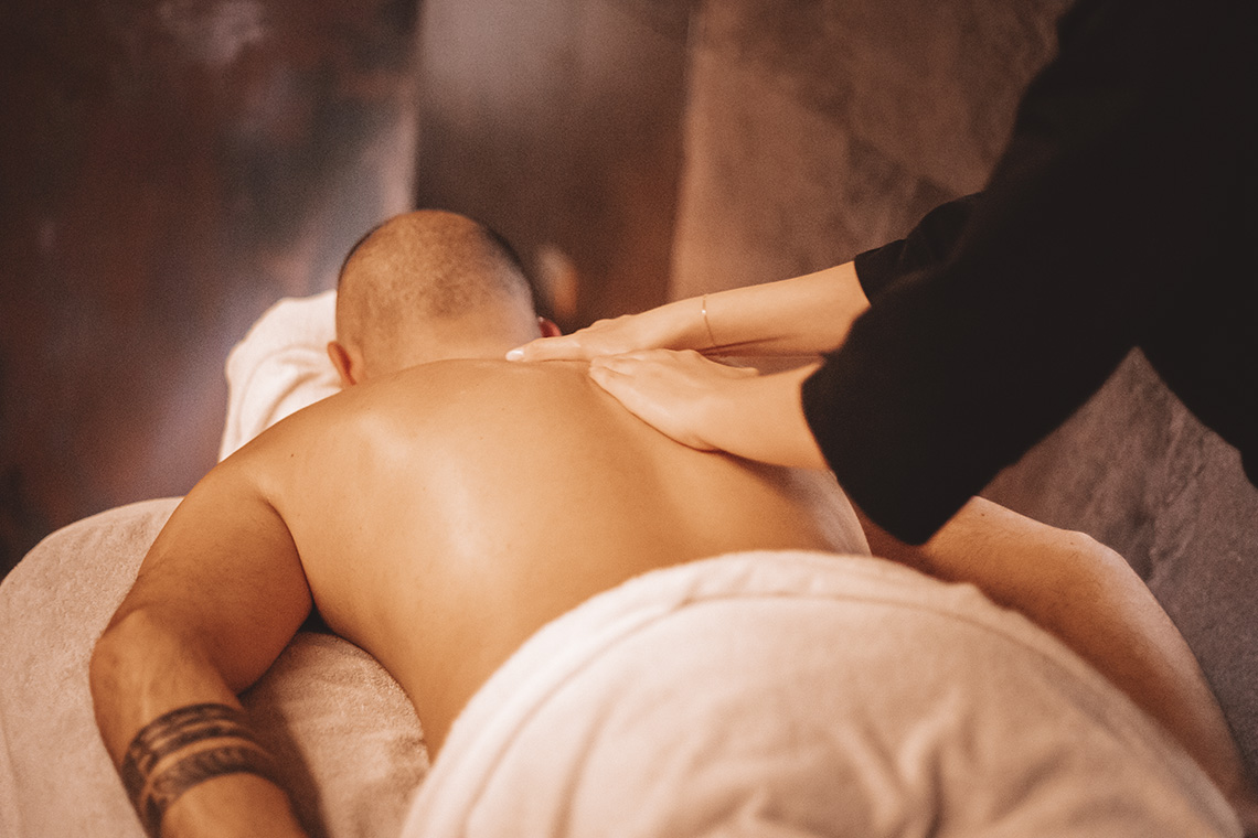 Arborina Relais - massaggio nella Spa - Condividiamo il viaggio Arborina Relais - massaggio nella Spa - Condividiamo il viaggio
