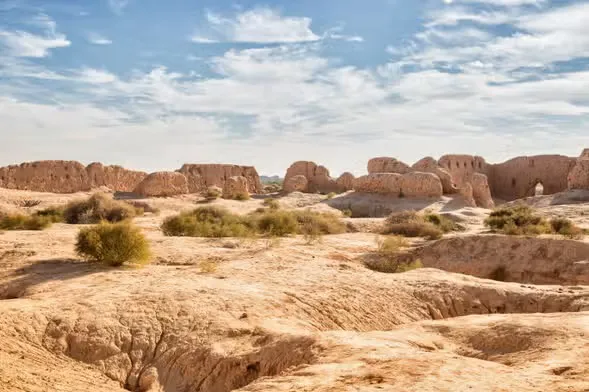 Khiva – Bukhara: attraverso il deserto del Kyzylkum