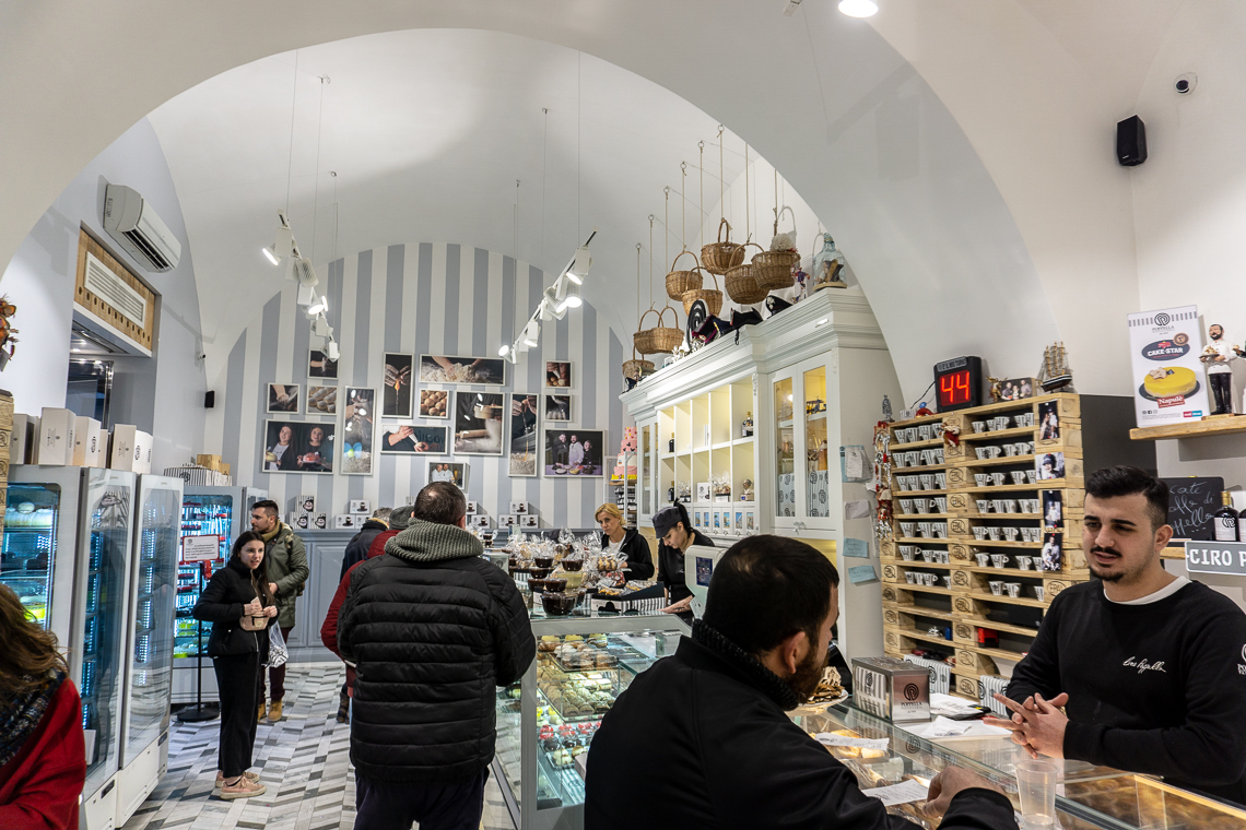 Pasticceria Poppella - Condividiamo il viaggio