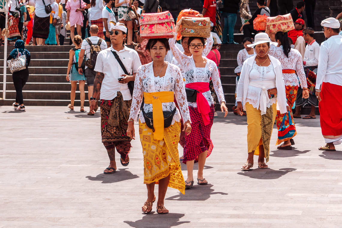 Sarong tradizionale balinese - Condividiamo il viaggio Sarong tradizionale balinese - Condividiamo il viaggio