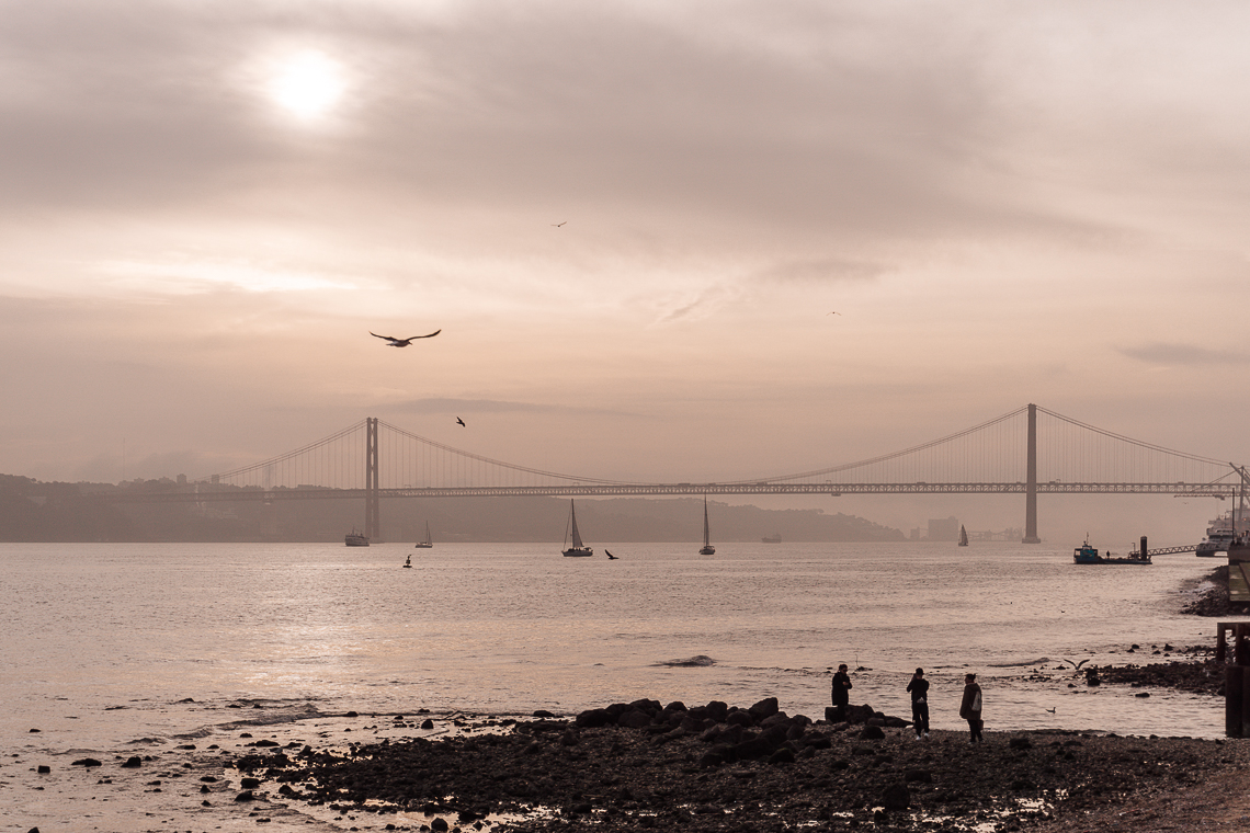 Ponte &ldquo;25 de Abril - Condividiamo il viaggio