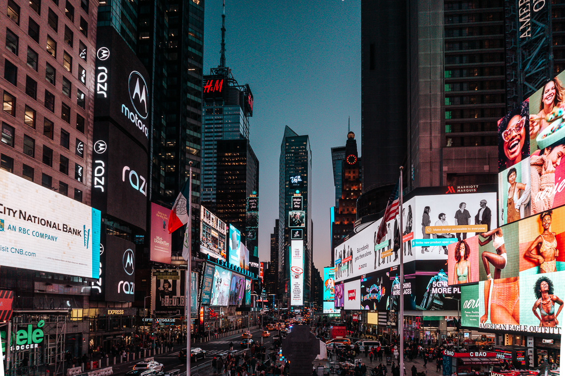 Times Square - Condividiamo il viaggio Times Square - Condividiamo il viaggio