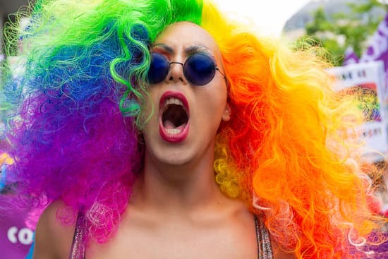 Gay Pride - Condividiamo il viaggio Gay Pride - Condividiamo il viaggio