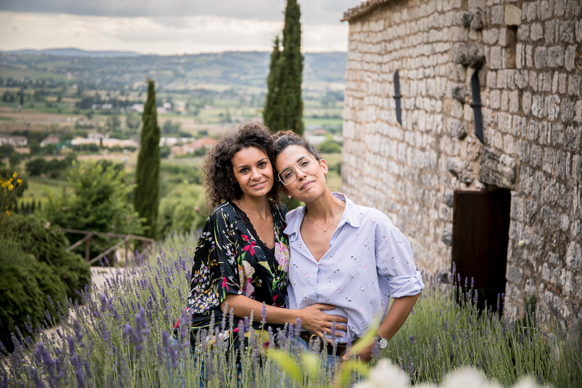 Lucrezia e Federica di Iamumbria - Condividiamo il viaggio