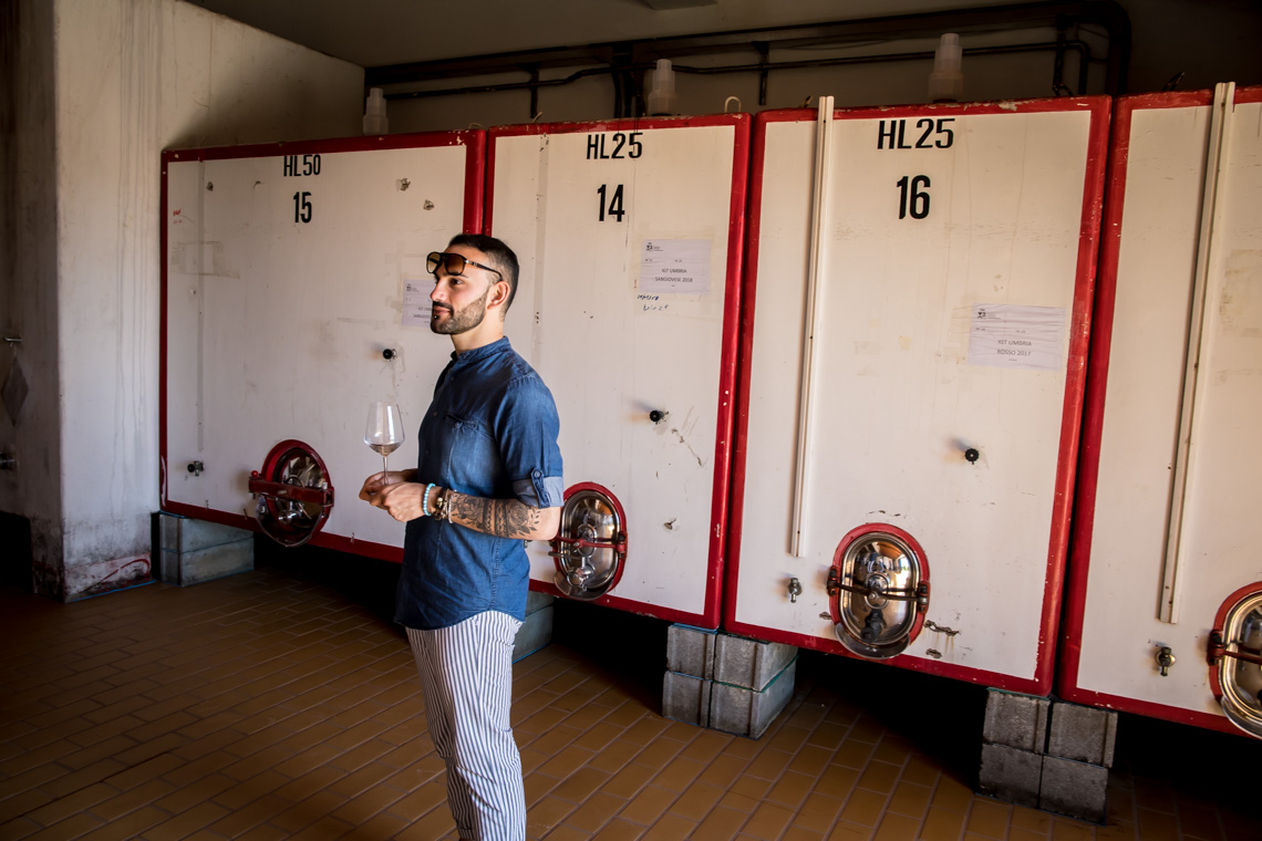 Tenuta Baroni Campanino - Cantina - Condividiamo il viaggio