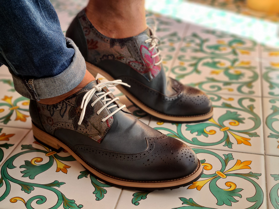 Handmade shoes for gentlemen - Condividiamo il viaggio Handmade shoes for gentlemen - Condividiamo il viaggio