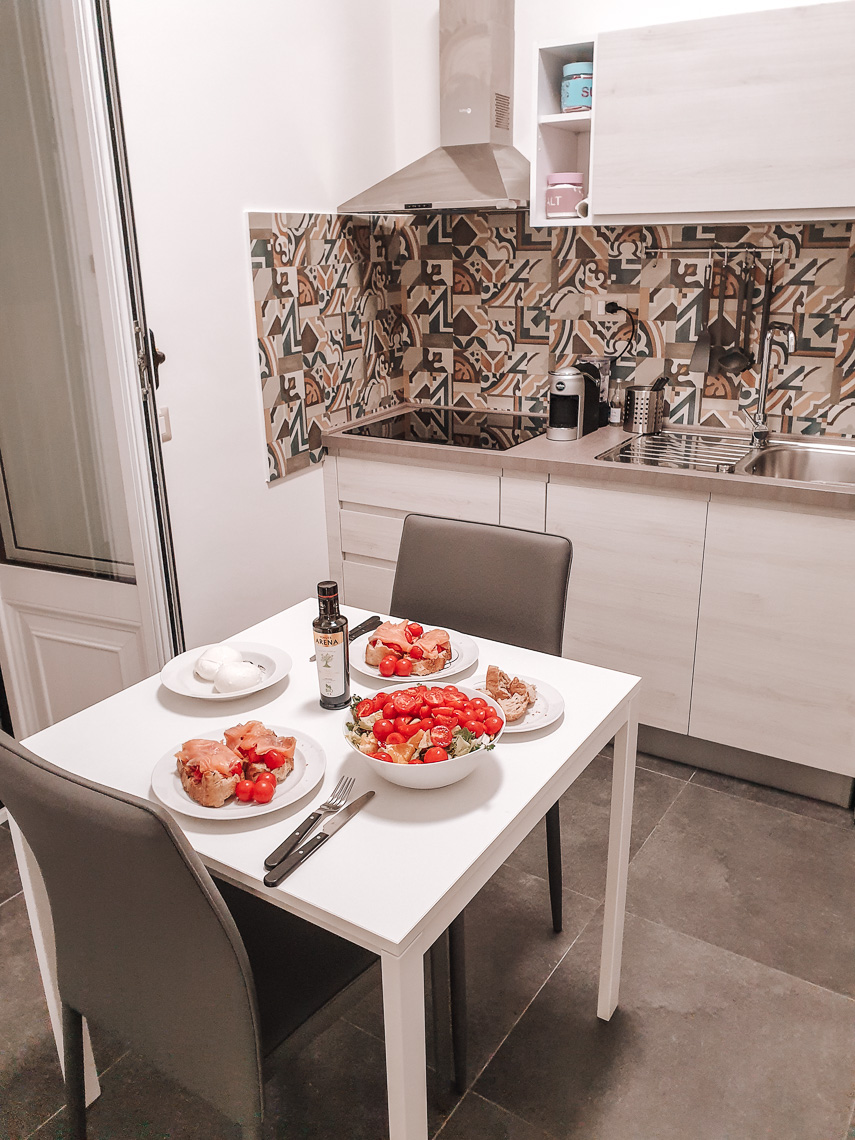Casa vacanze a Lipari - Condividiamo il viaggio Casa vacanze a Lipari - Condividiamo il viaggio