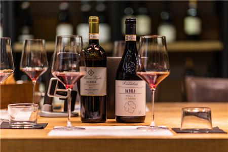 Arborina Relais - Barolo Experience - Condividiamo il viaggio