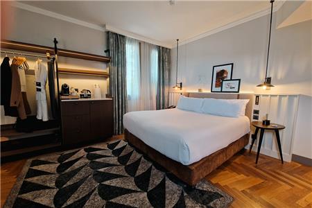 DoubleTree by Hilton Rome Monti