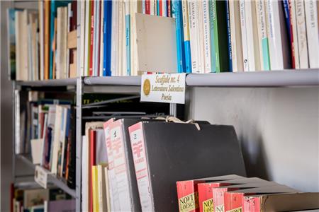Palazzo Marchesi del Tufo - Biblioteca - Condividiamo il viaggio