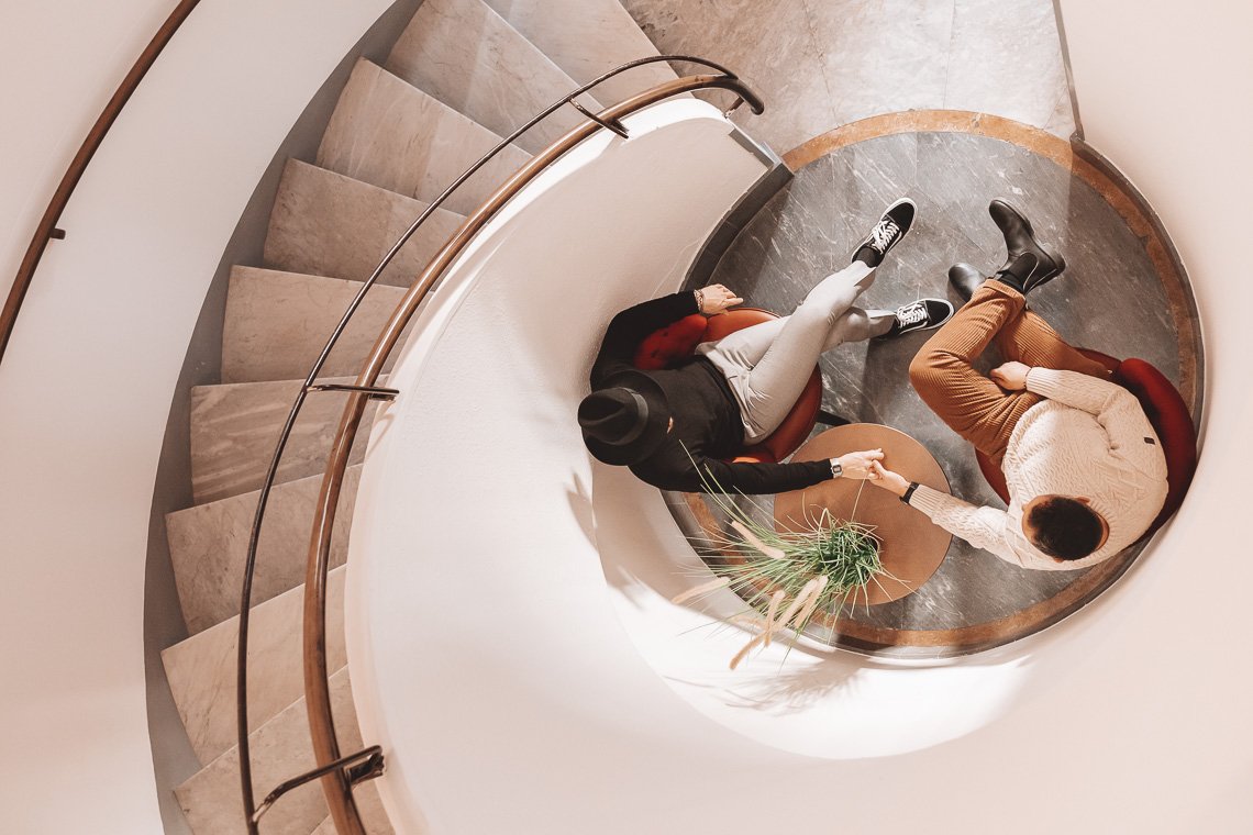 Scala a spirale · stile editoriale